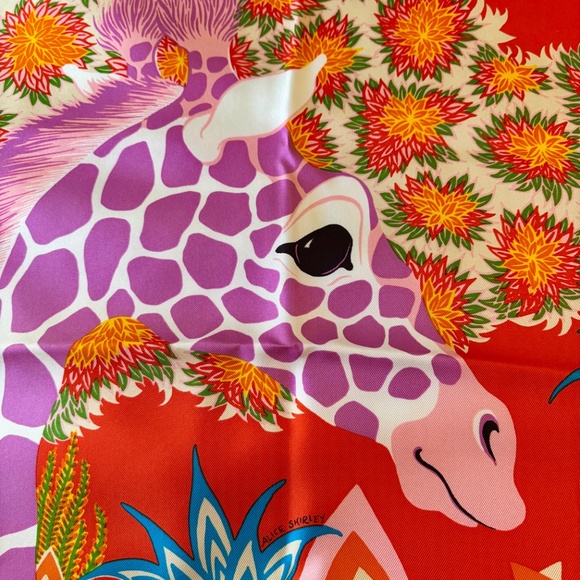 Hermes Alice Shiley "Three Graces" 90cm Scarf - Brand New, with Tags - Picture 7 of 10